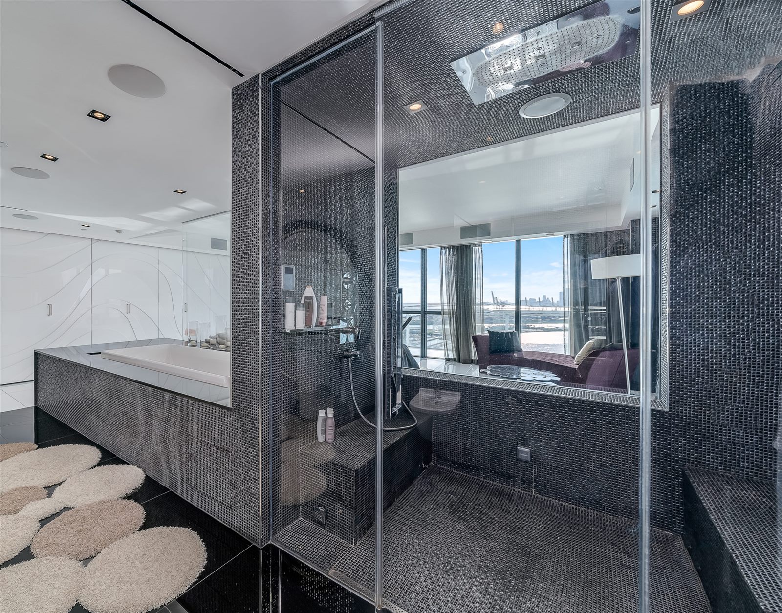 Bentley Bay, Miami Beach — real estate photography by Digilux HD