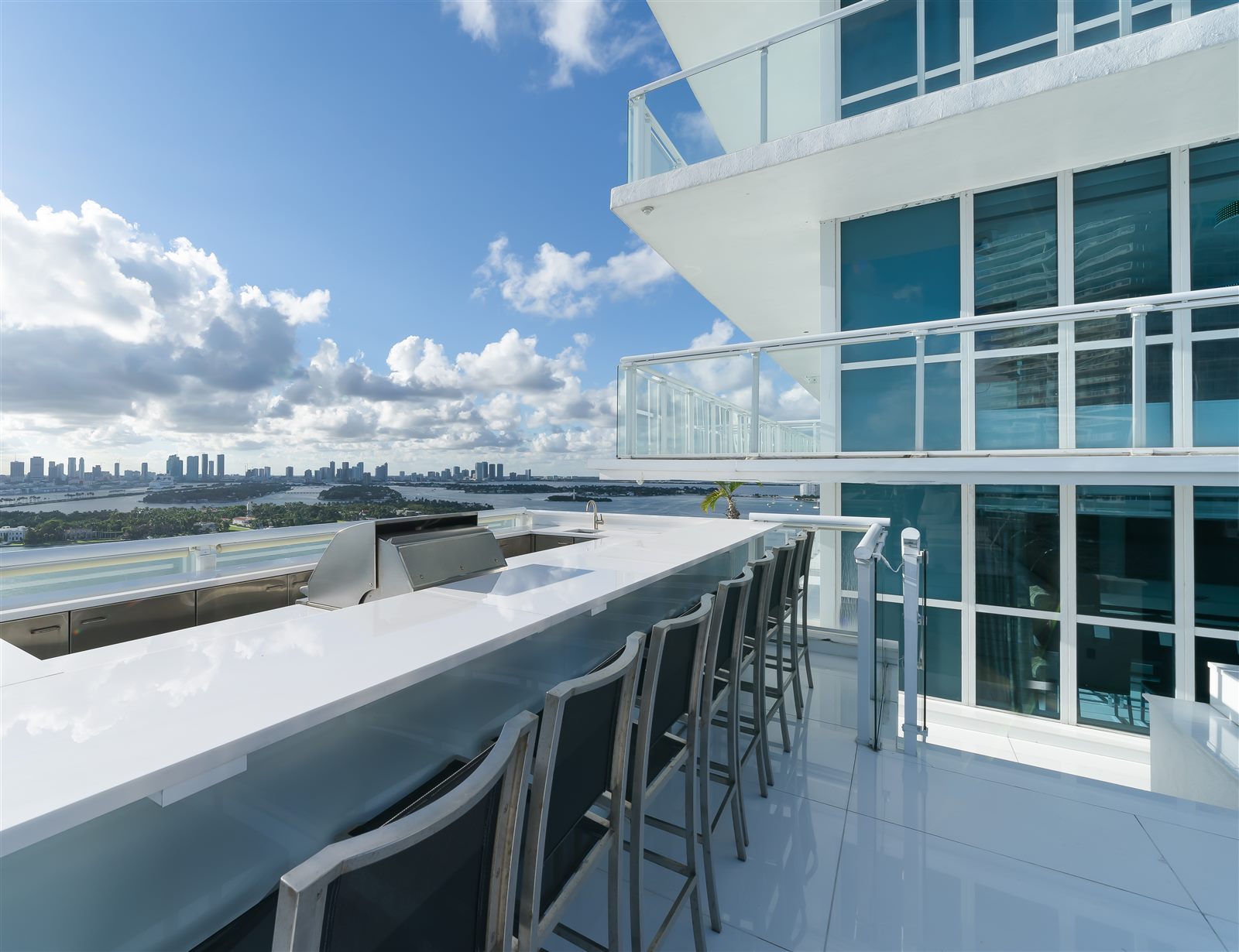 Bentley Bay, Miami Beach — real estate photography by Digilux HD
